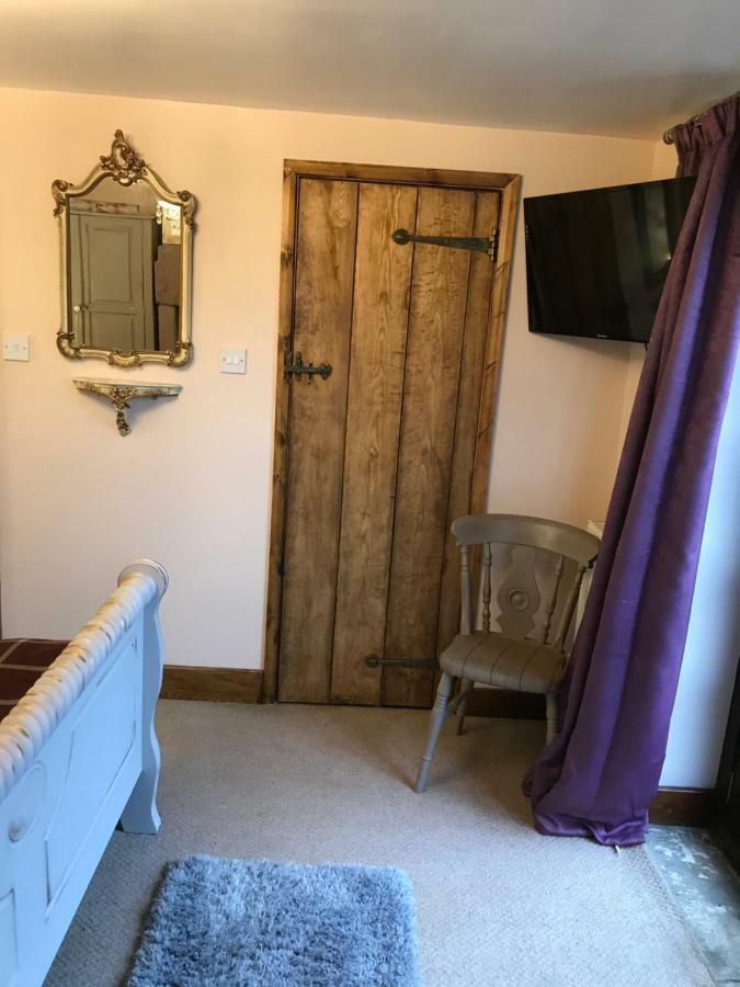 Hen cloud cottage Upper Hulme Extérieur photo